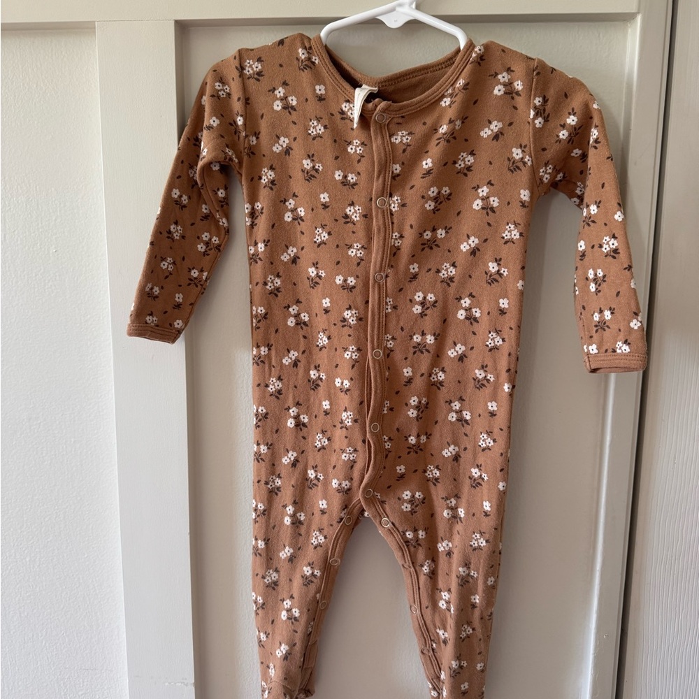 Q by Quincy Mae Rust Floral Sleeper